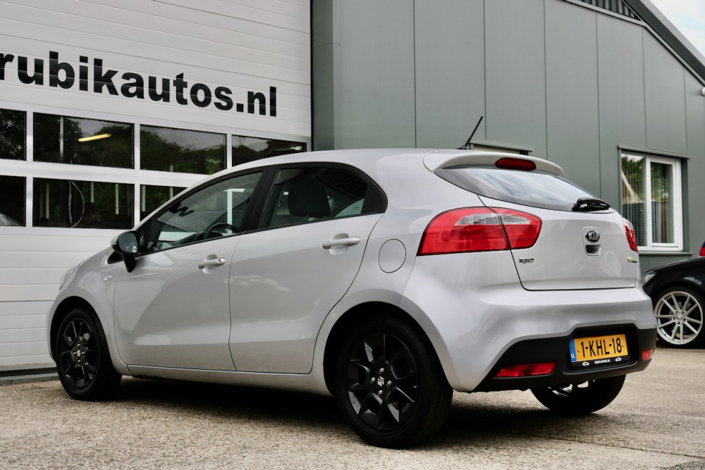 Kia rio 7